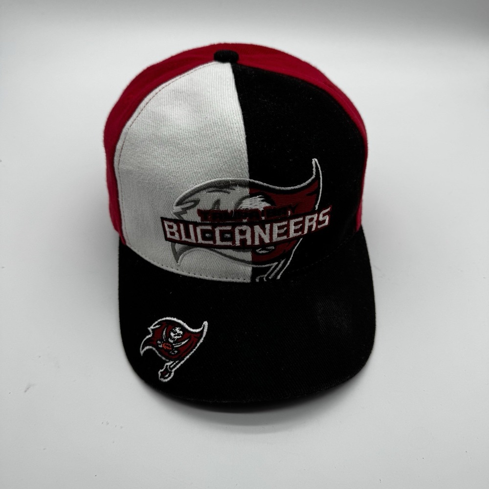 Vintage Tampa Bay Buccaneers Hat NFL Football Cap Red Black Adjustable